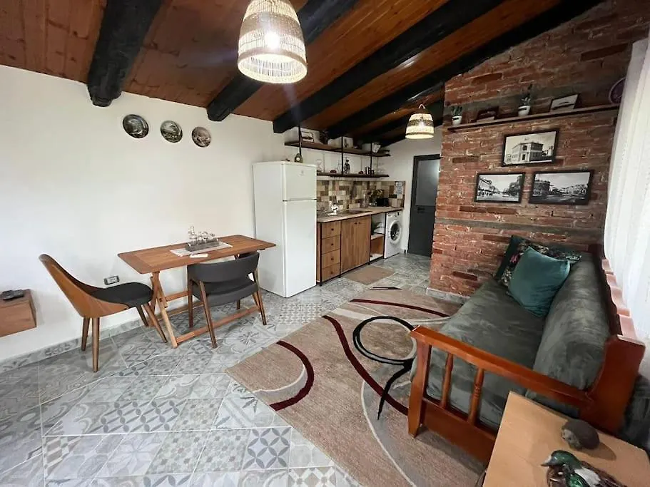 Tiny House Villa Durres 0*,